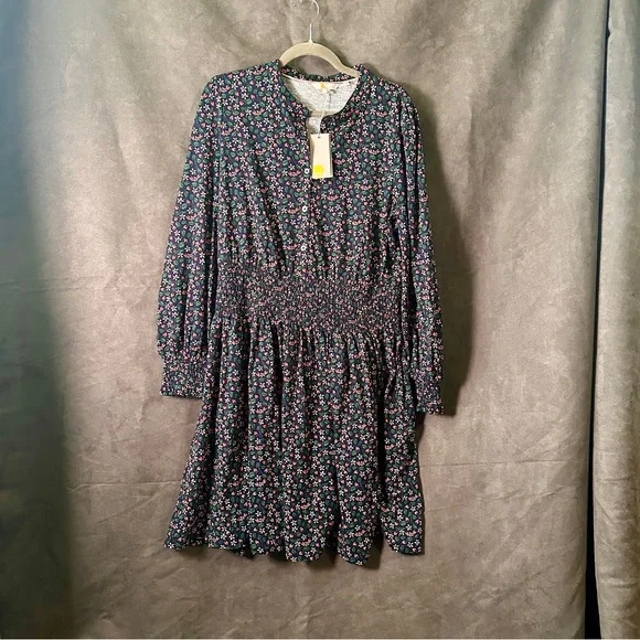 NWT Boden Smocked Jersey Shirt Dress Navy Strawberry Print (size 14) - Picture 15 of 15